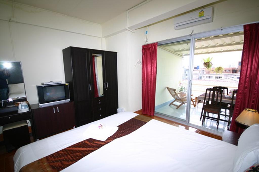 2Gether Guesthouse Karon Pokoj fotografie